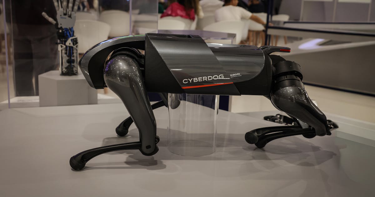 Fuar standında teknoloji ile fark yaratma rehberi kapak görseli